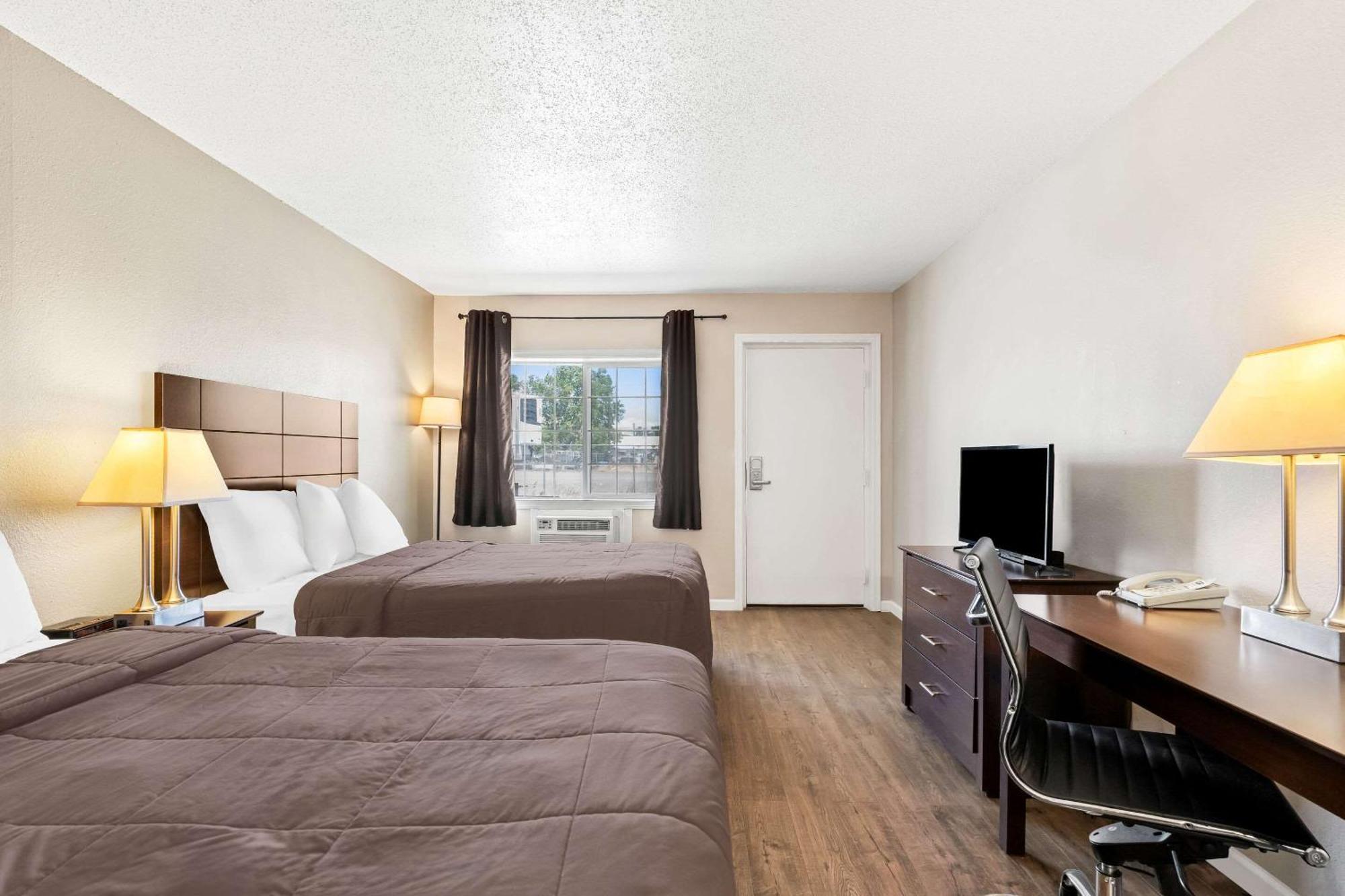 Rodeway Inn Hermiston - Umatilla Екстериор снимка
