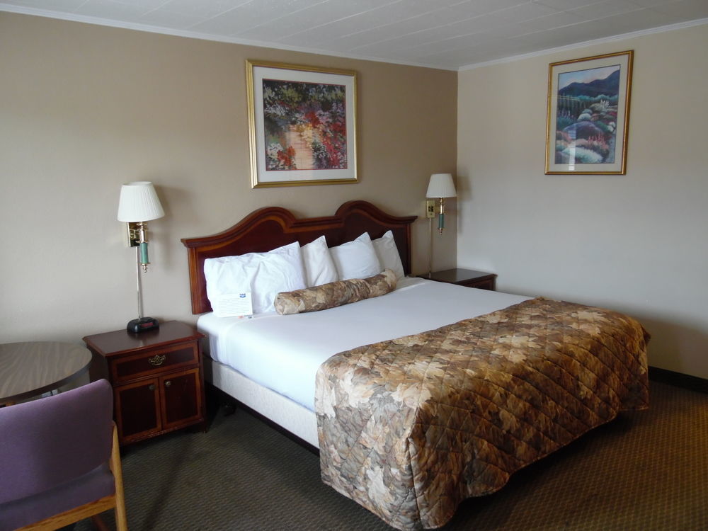 Rodeway Inn Hermiston - Umatilla Екстериор снимка