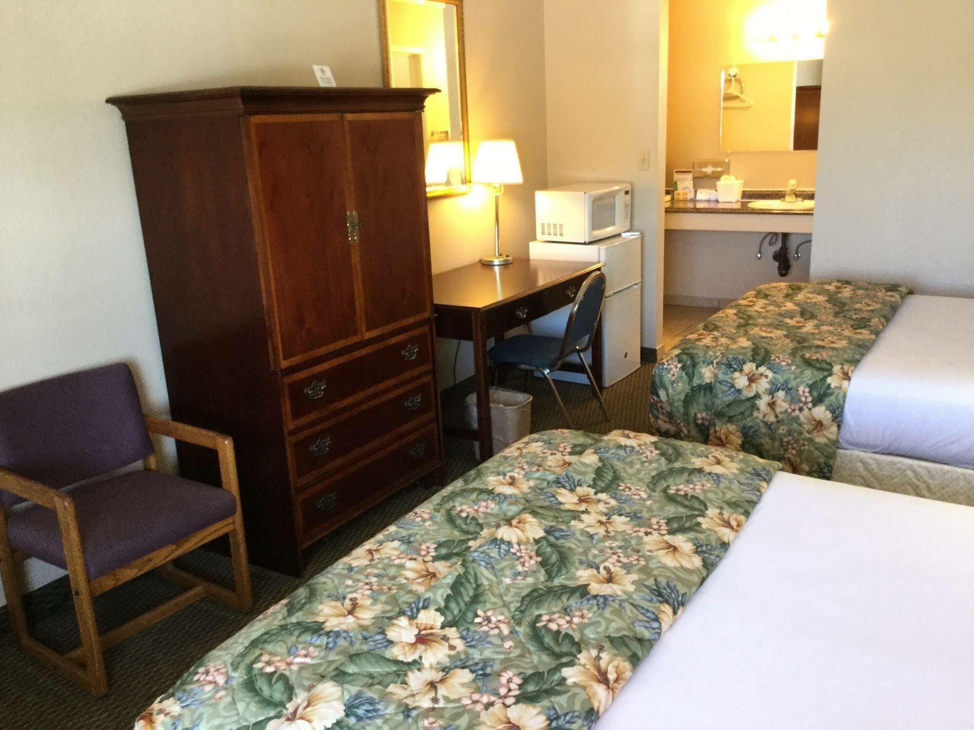 Rodeway Inn Hermiston - Umatilla Екстериор снимка